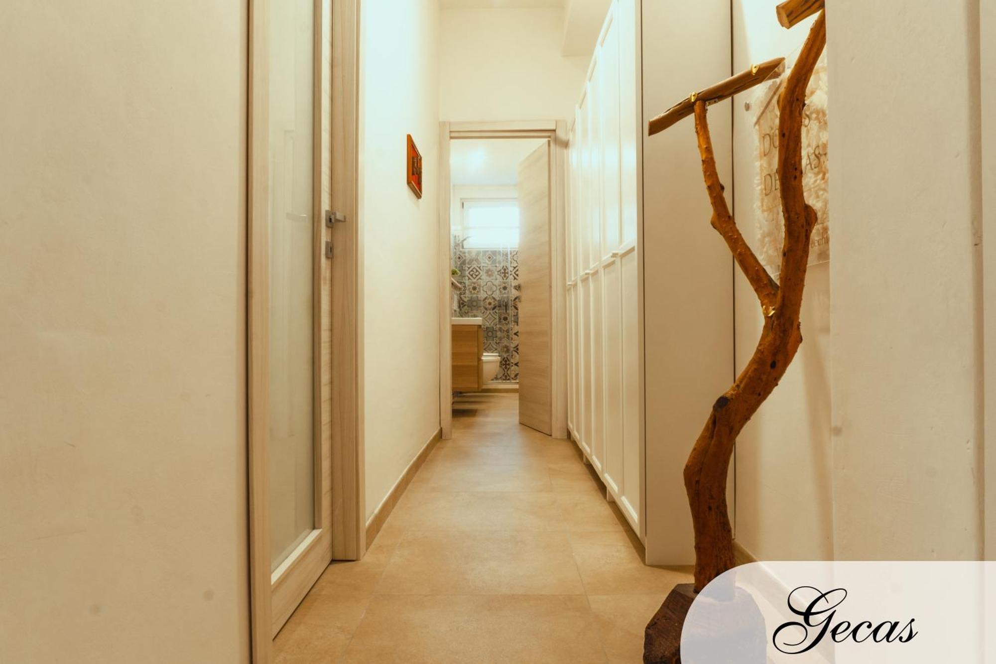 Domus Deianas Apartments Cagliari Bagian luar foto