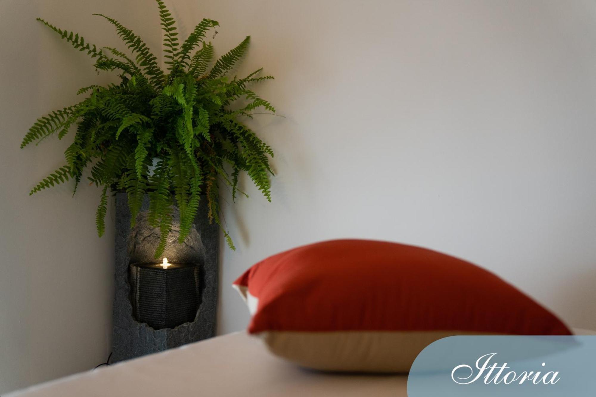 Domus Deianas Apartments Cagliari Bagian luar foto